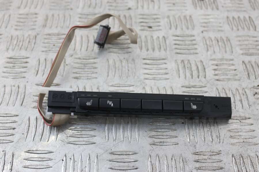 Блок кнопок к BMW 3 series 2008