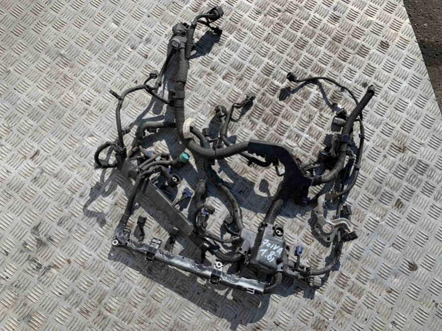 Проводка двигателя к Honda Civic 2004