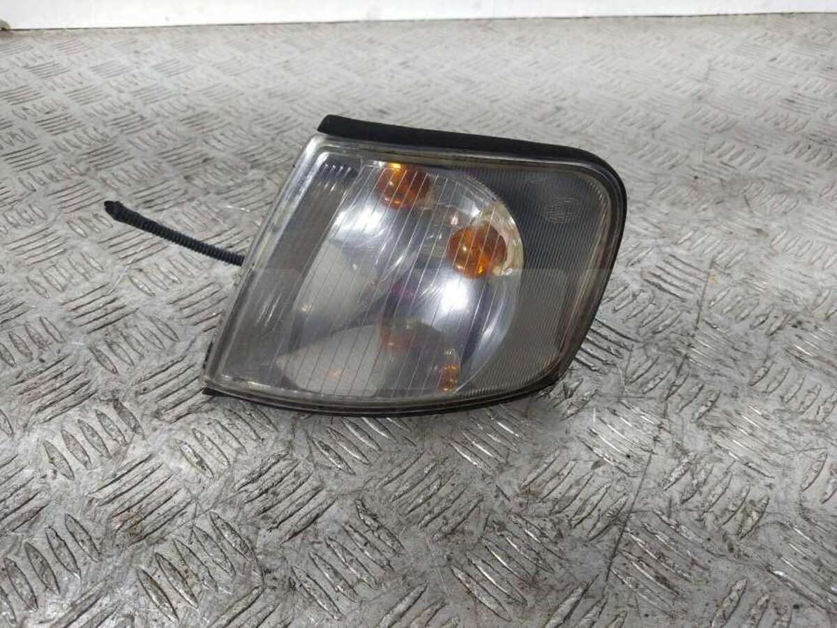 Поворотник левый к Audi A3 1998