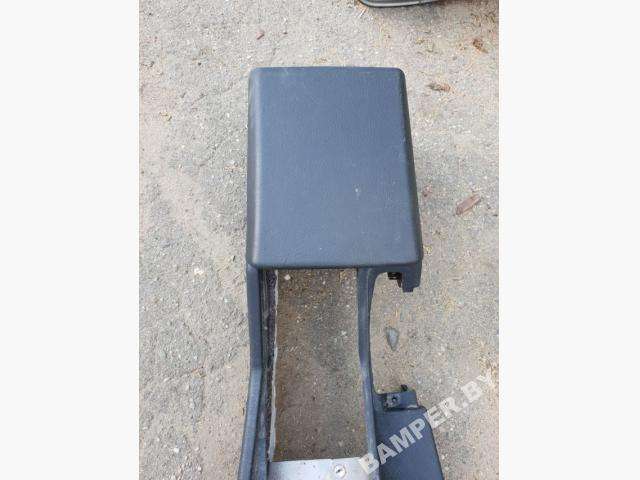 Подлокотник к BMW 5 2000
