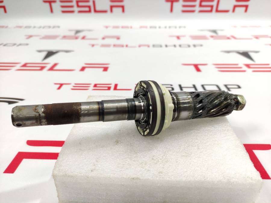Рулевая колонка к Tesla Model 3 2018