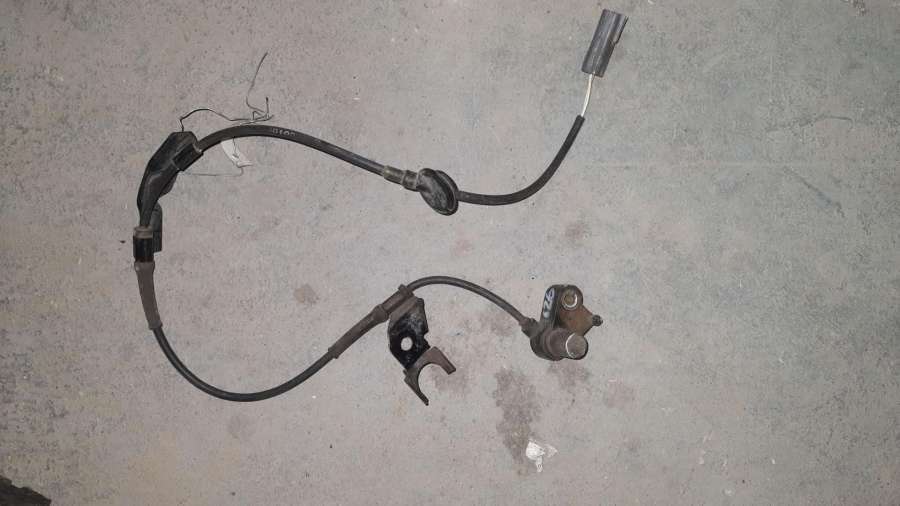 Датчик ABS к Mazda 626 2001