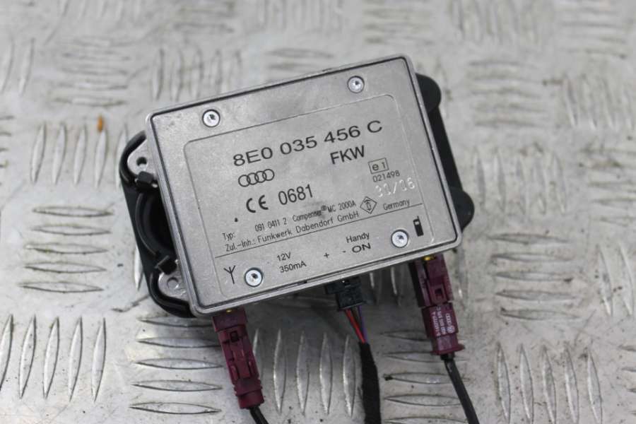 Антенна  к Audi A6 2007