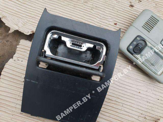 Пепельница к Peugeot 406 2001