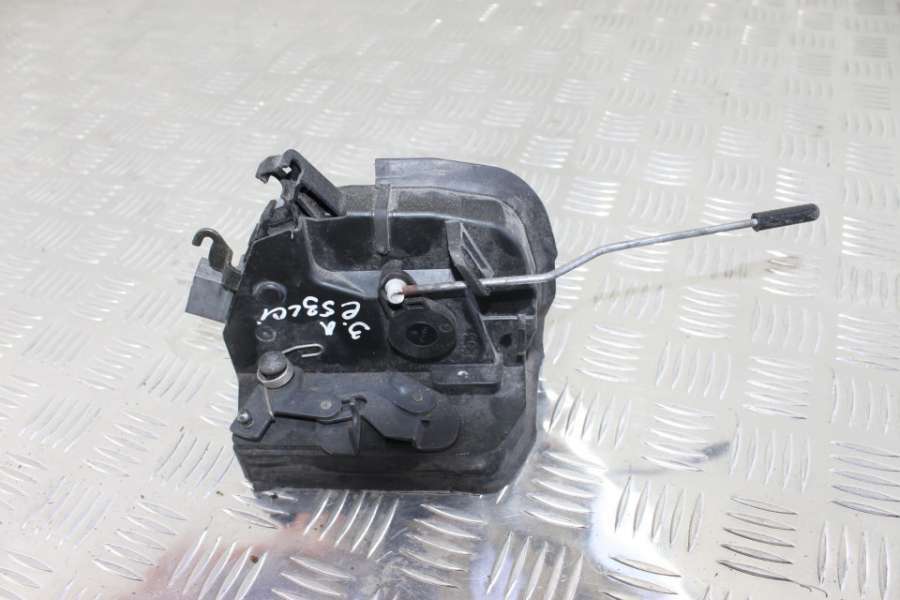 Замок двери к BMW X5 2006