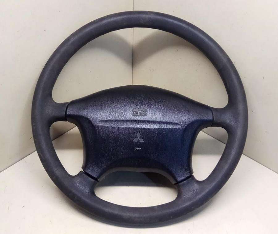 Руль к Mitsubishi Carisma 1997