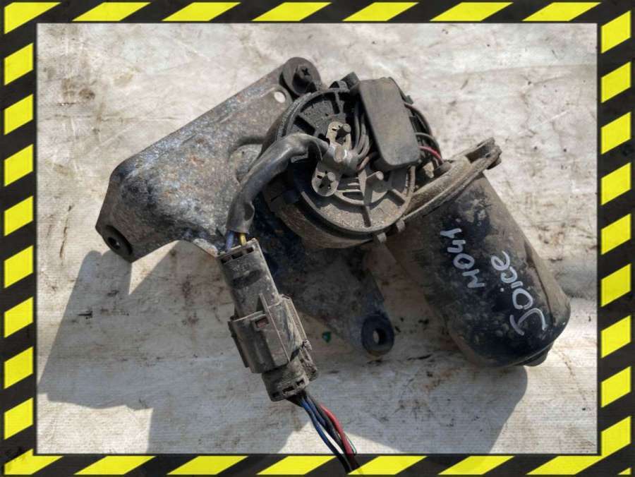 Моторчик стеклоочистителя  к Kia Joice 2001