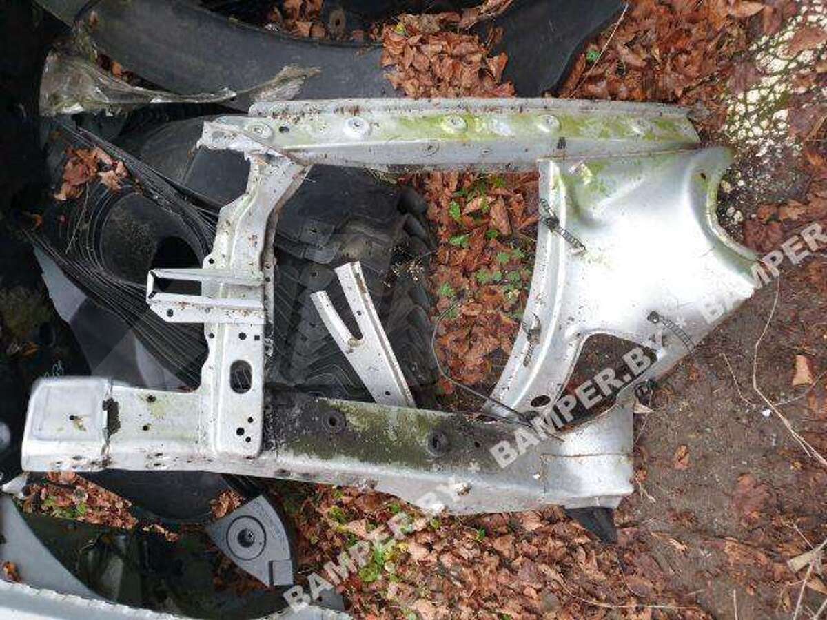 Лонжерон правый к Audi A6 1996
