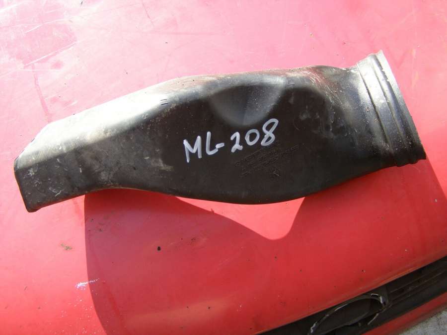 Воздухозаборник к Mercedes-Benz M-klasse AMG 2002