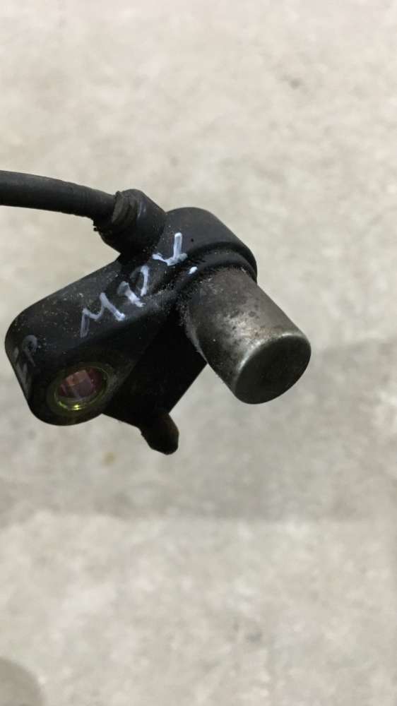 Датчик ABS к Mazda MPV 2001