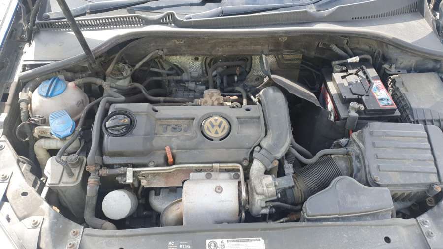 Моторчик стеклоочистителя  к Volkswagen Golf 2009