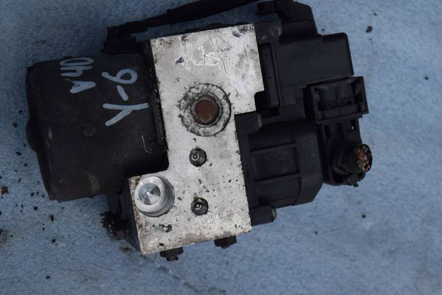 Блок ABS к Volvo V40 2003