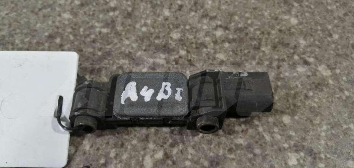 Датчик удара к Audi A4 2002