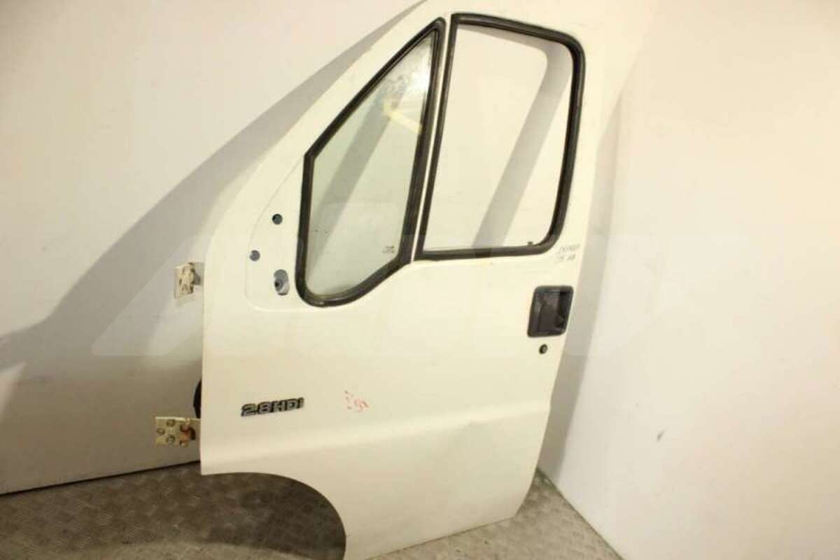 Дверь передняя левая к Citroen Jumpy 2002