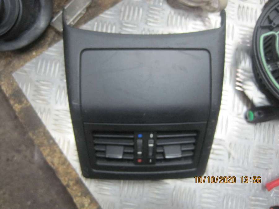 Подлокотник к BMW 3 series 2010