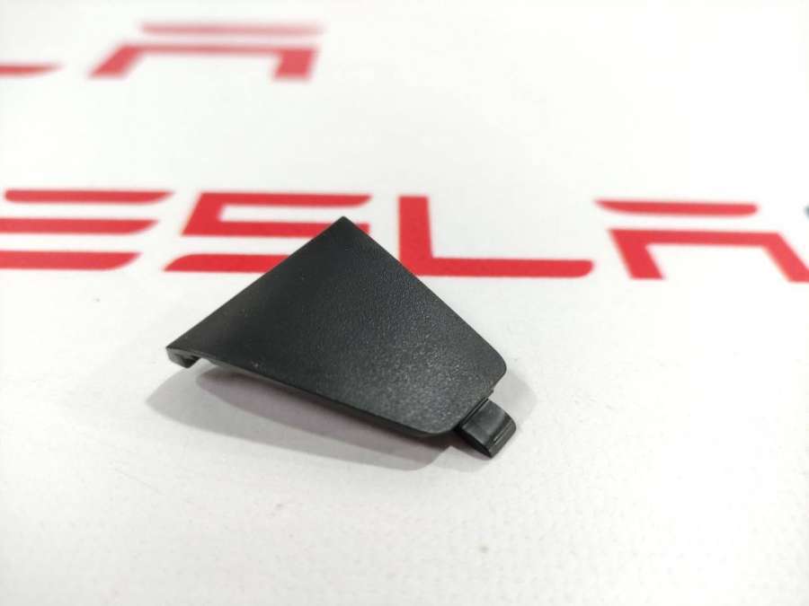 Заглушка к Tesla Model 3 2018