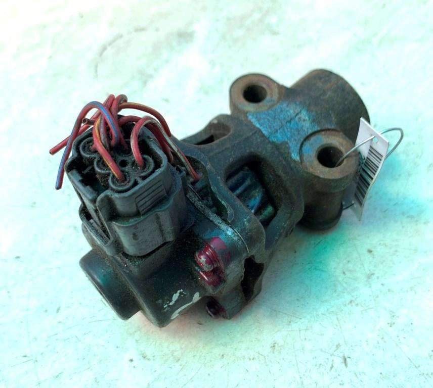 Клапан EGR к Mazda 323 2000