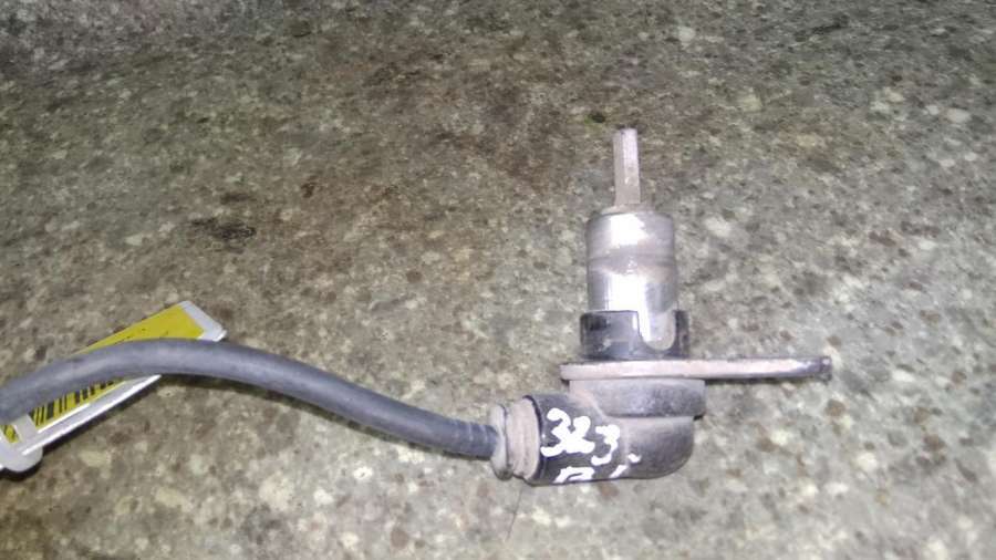 Датчик ABS к Mazda 323 2001