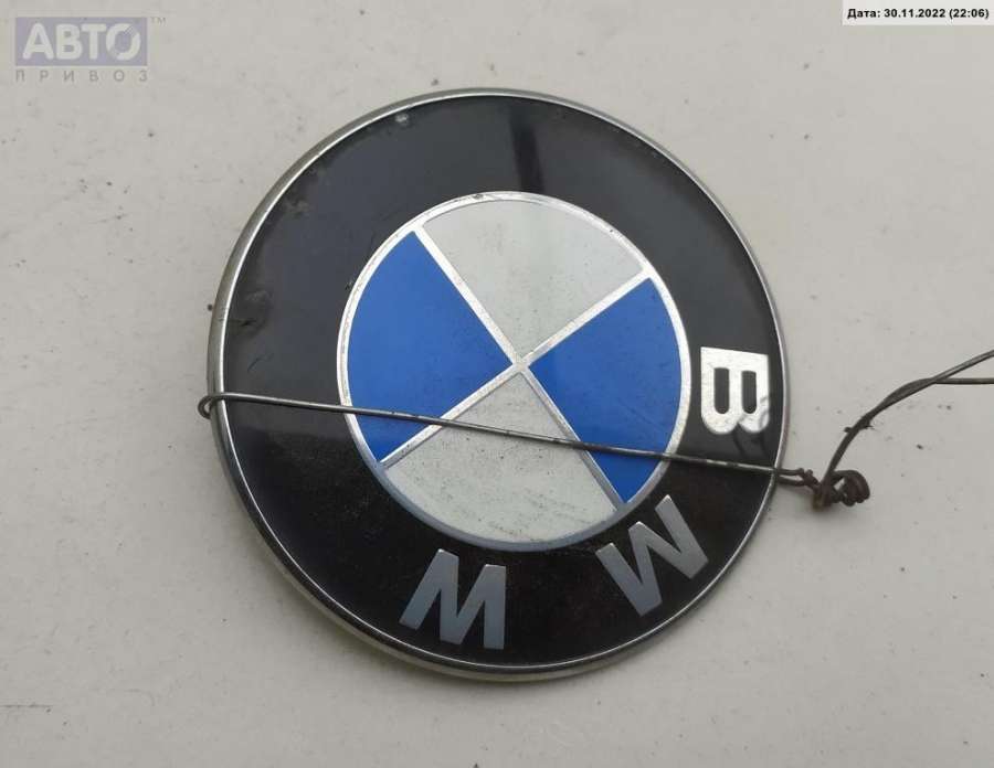 Эмблема к BMW 3 series 2000