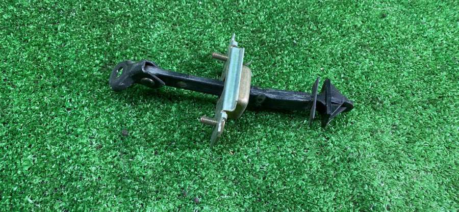 Ограничитель открывания двери к Great Wall Hover H5 2012