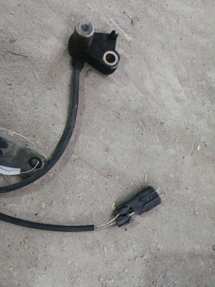 Датчик ABS к Mazda MPV 2002