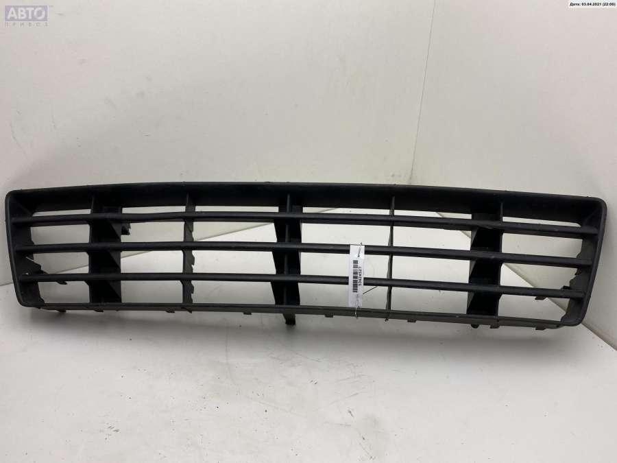 Решетка бампера к Audi A6 1998