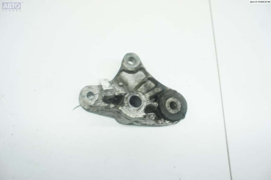 Кронштейн КПП к Ford Focus 2009
