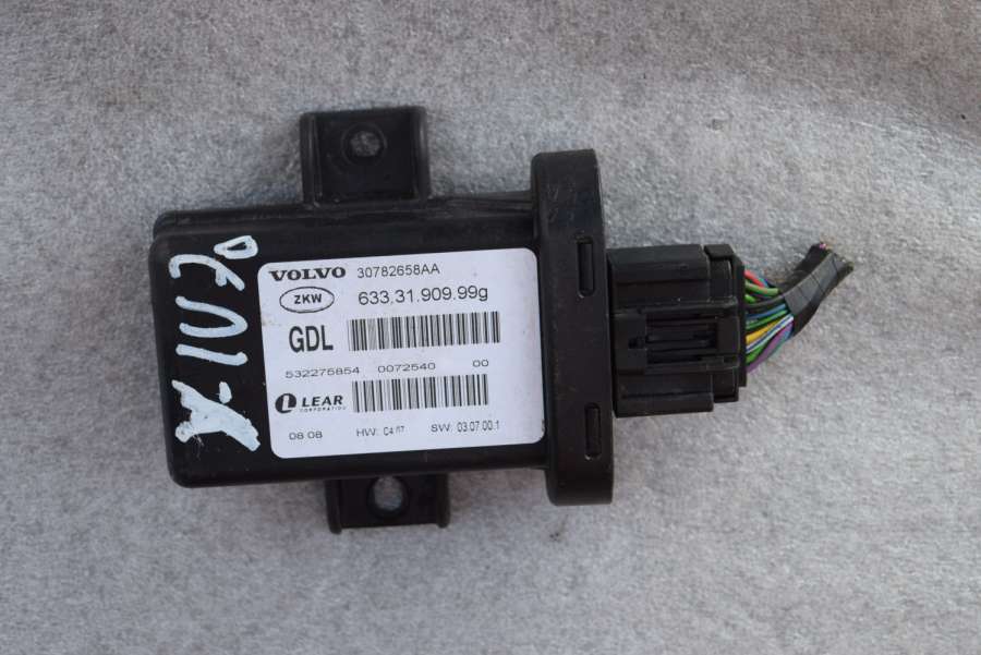 Блок управления светом к Volvo V70 2009