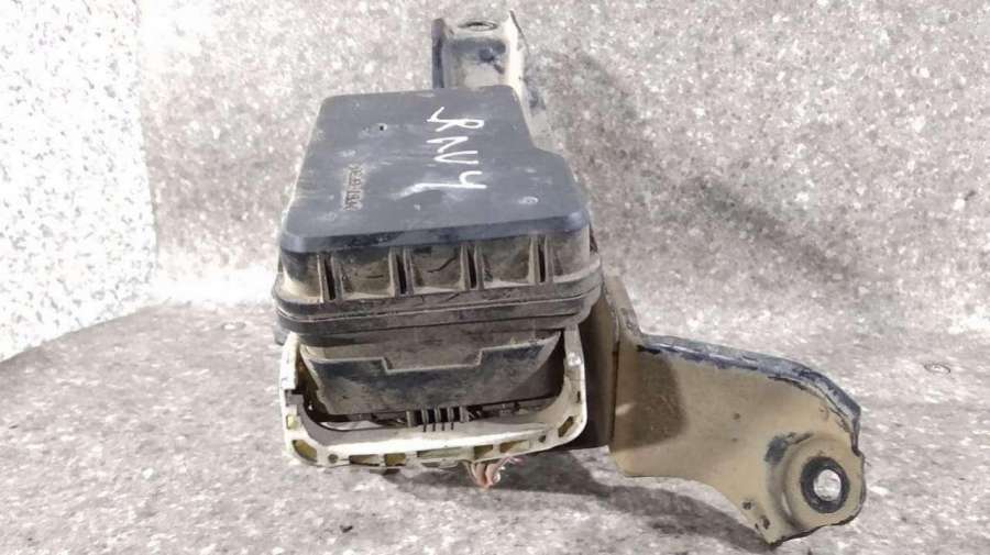 Блок ABS к Toyota RAV 4 2003