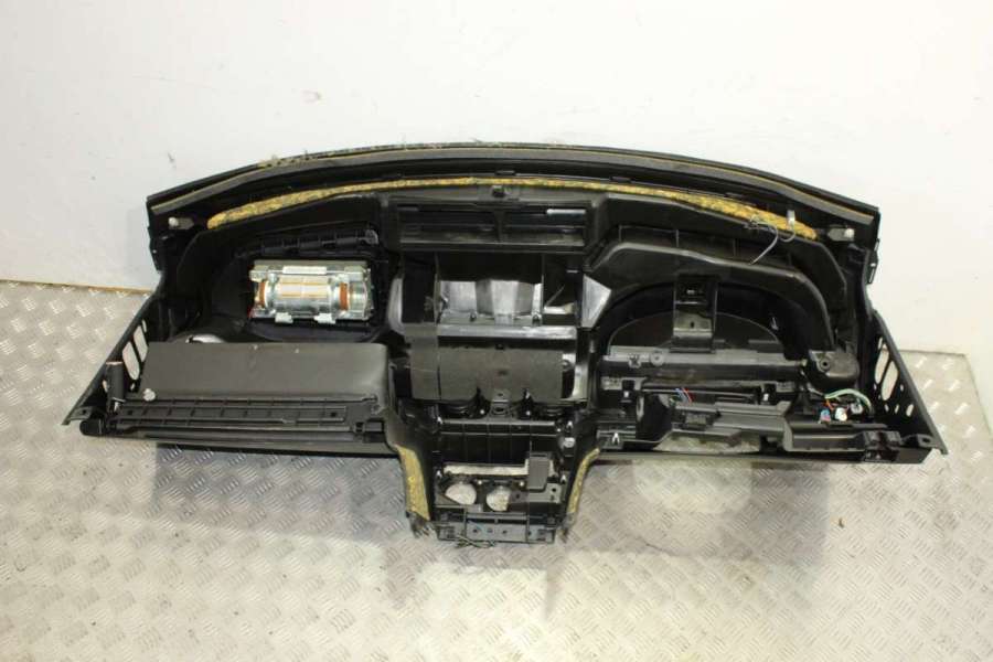 Панель передняя салона (торпедо) к Mazda 6 2007