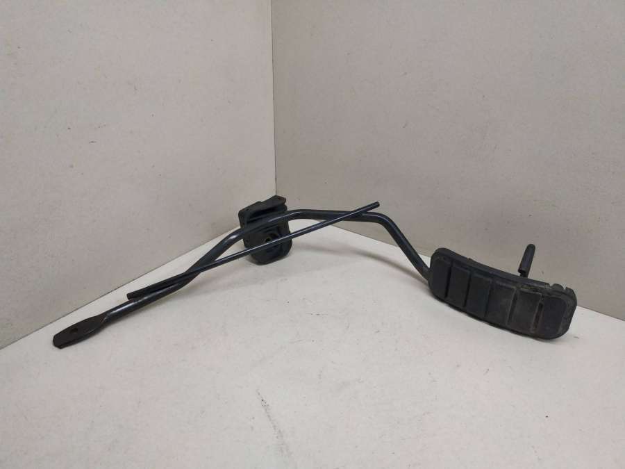 Педаль к Renault Scenic 2000