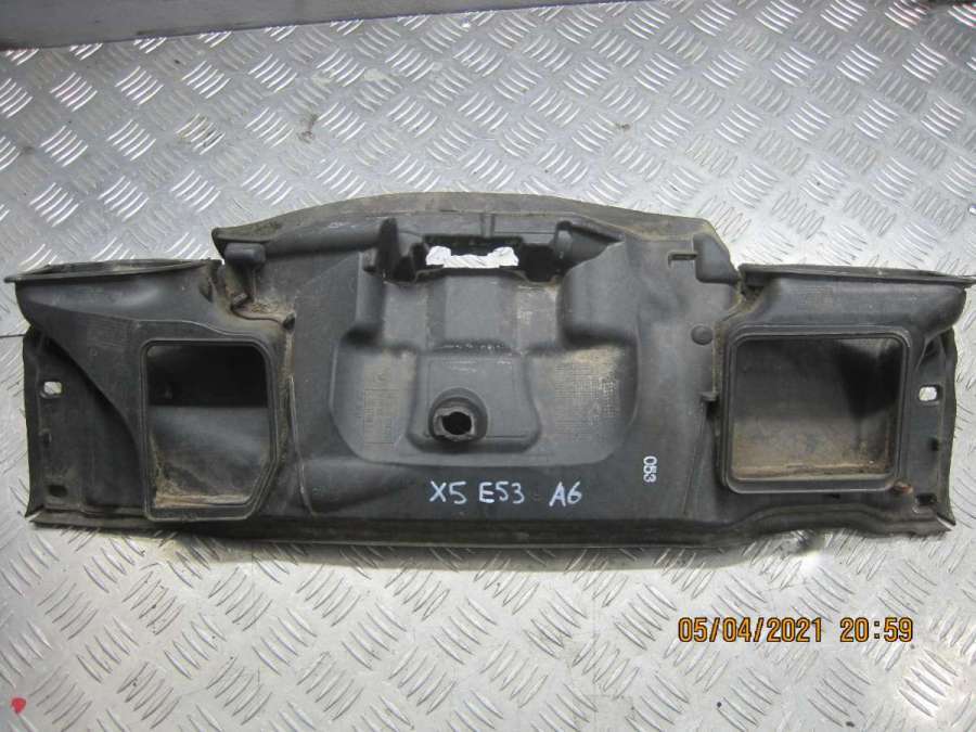 Воздуховод к BMW X5 2005