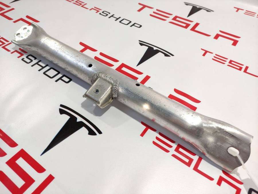 Распорка стоек к Tesla Model S 2015