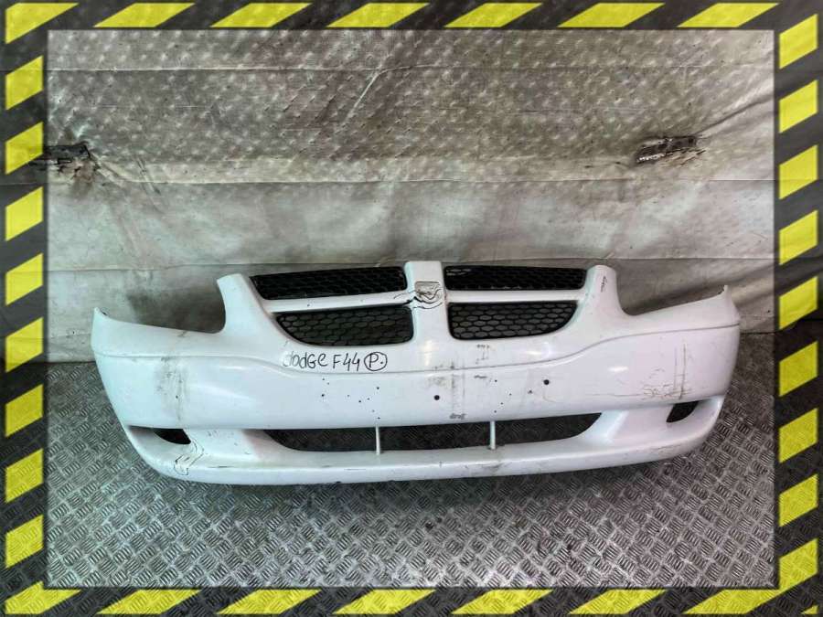 Бампер передний к Dodge Caravan 2001