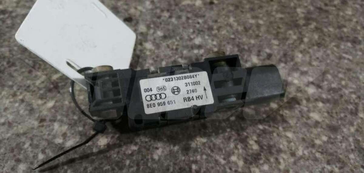 Датчик удара к Audi A4 2002