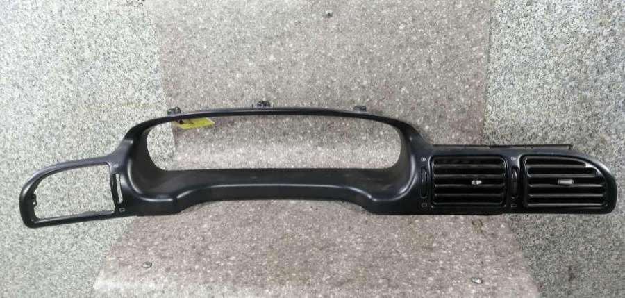 Пластик салона к Peugeot 406 2002