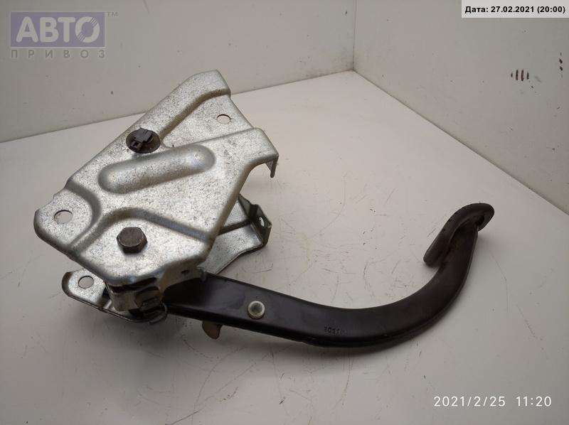 Педаль тормоза к Opel Vivaro 2005