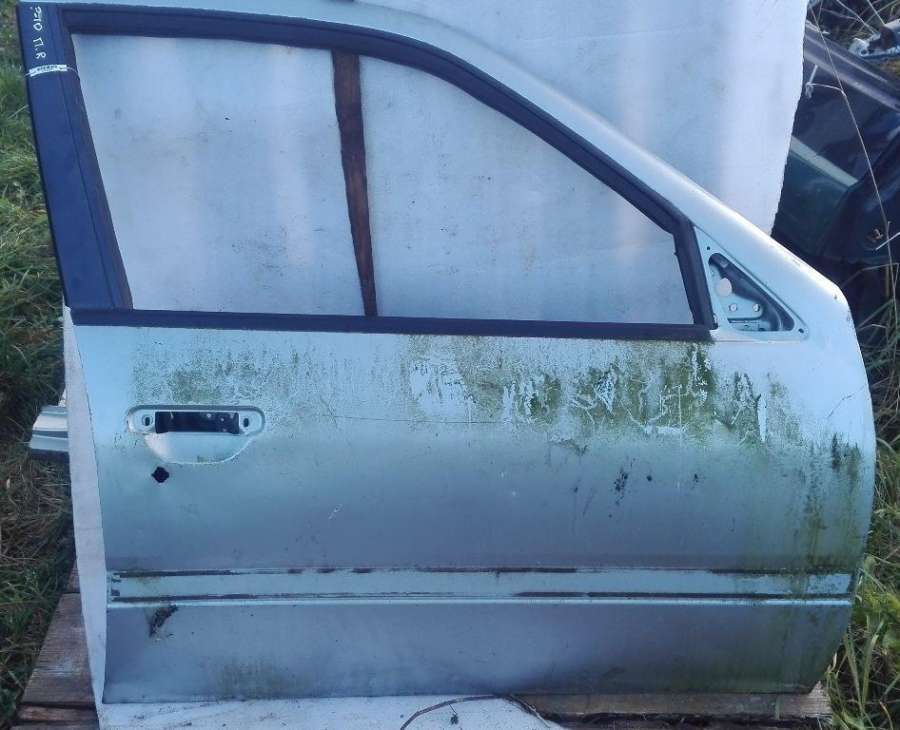 Уплотнитель к Nissan Primera 1994
