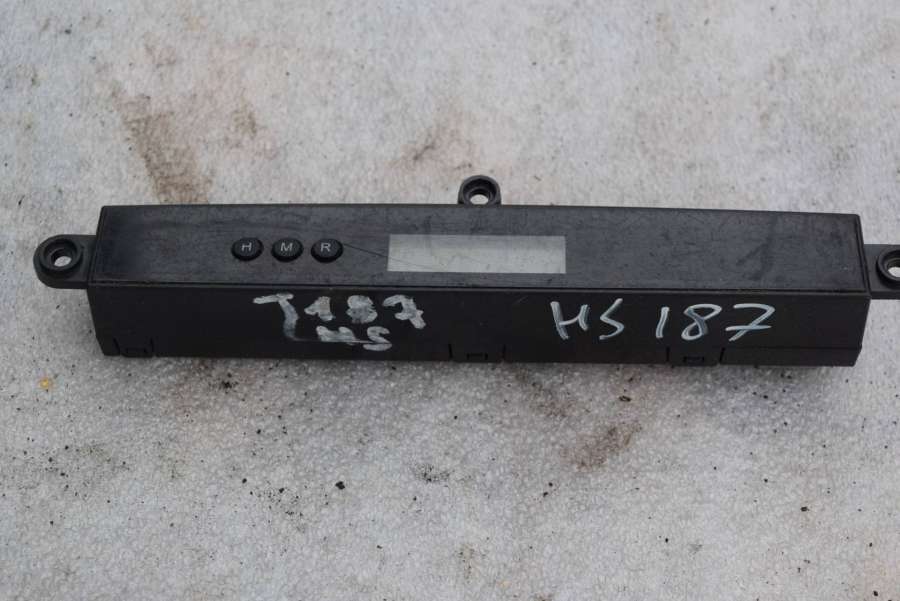 Часы к Hyundai Santa Fe 2007