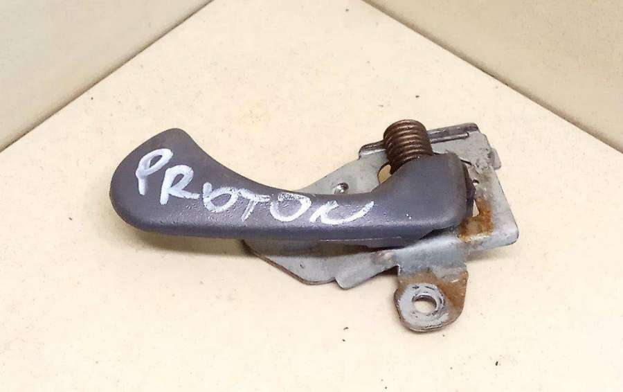 Ручка внутренняя к Proton Satria 1995
