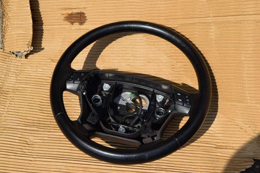 Руль к Volvo XC90 2005