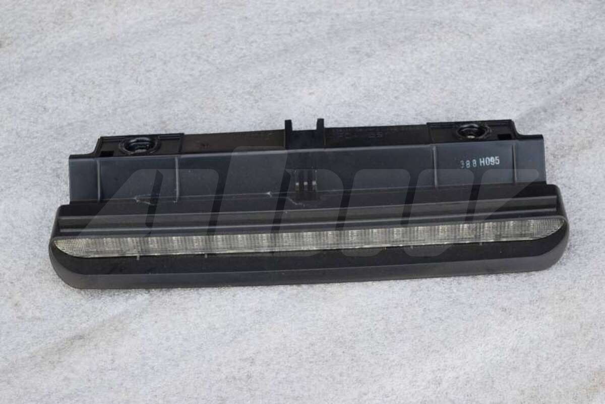 Стоп-сигнал к Volvo V70 1998