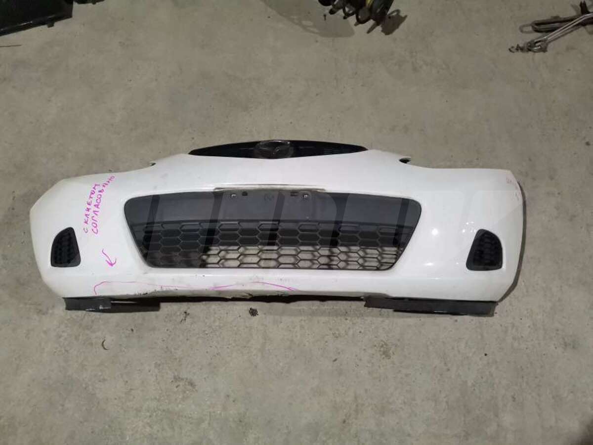 Бампер передний к Mazda 2 2008