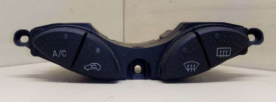 Кнопка  к Ford Focus 1998