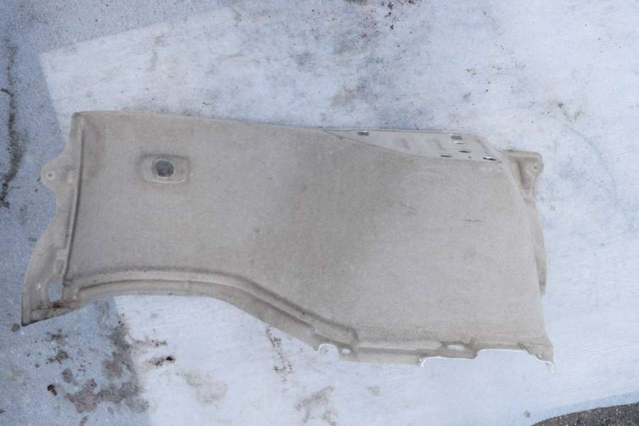 Обшивка багажника к Lexus RX 2002