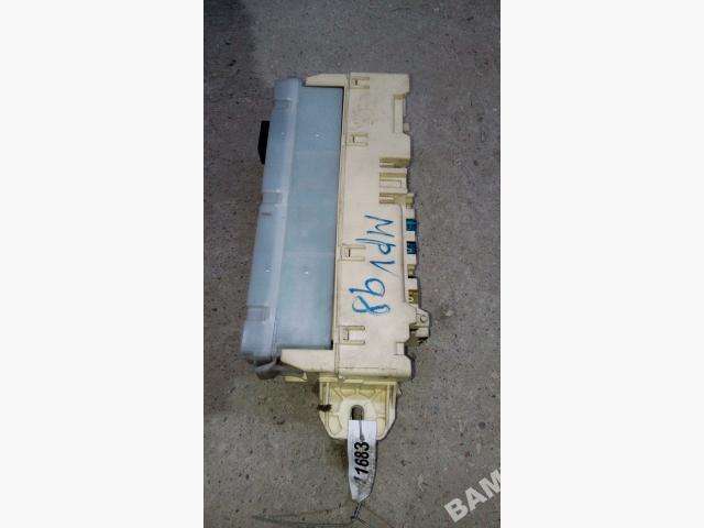 Блок предохранителей к Mazda MPV 1998