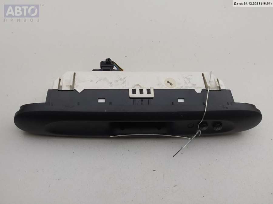 Часы к Ford Mondeo 2000