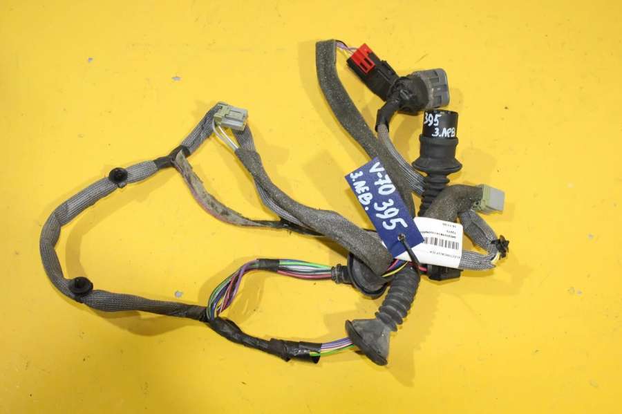Проводка двери к Volvo V70 2001