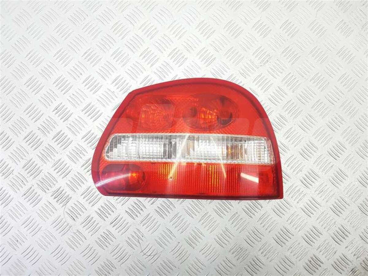 Фонарь задний правый к Jaguar X-Type 2004