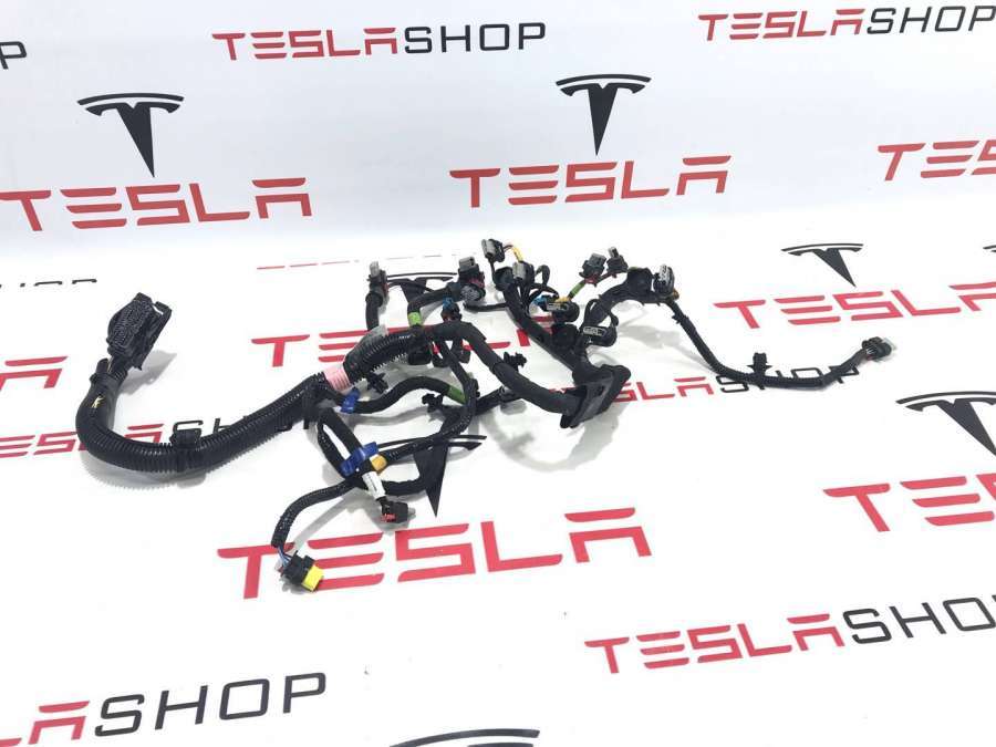 Проводка к Tesla Model Y 2020